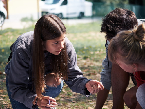 Sospesi i progetti di servizio civile e volontariato: volontari/e in permesso speciale