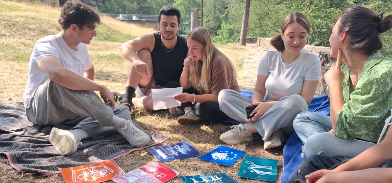 Volunteering teams ad Agape